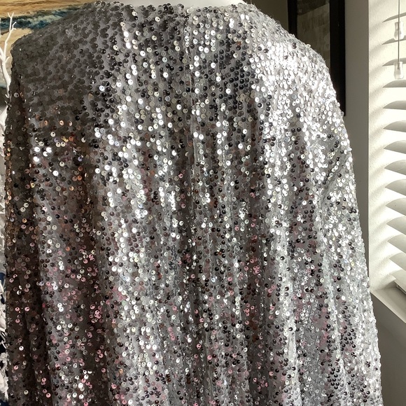 Torrid Silver Sequin Kimono Duster - Picture 4 of 7